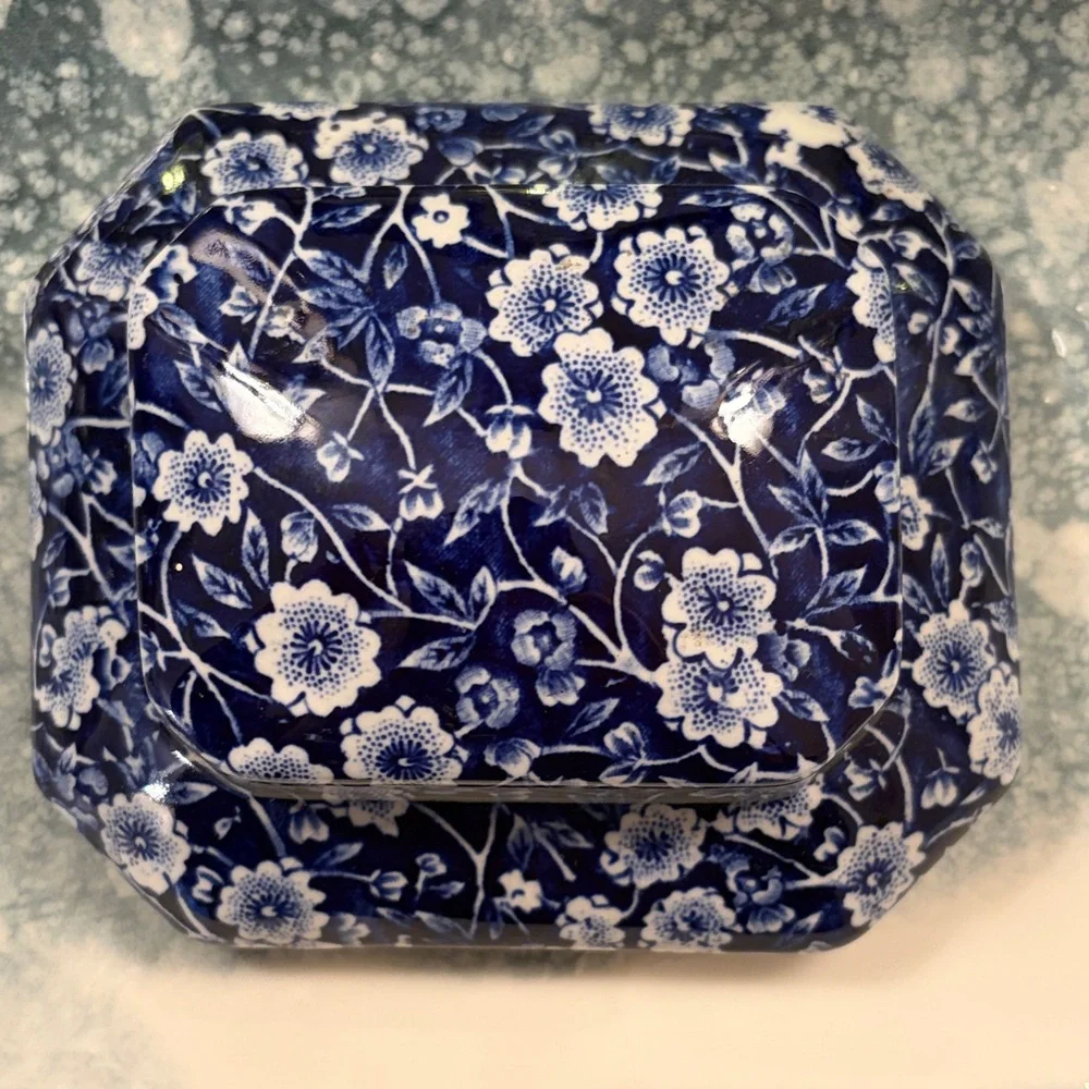 Calico Classic Blue and White Sugar Covered bowl Staffordshire England - Picture 6 of 13